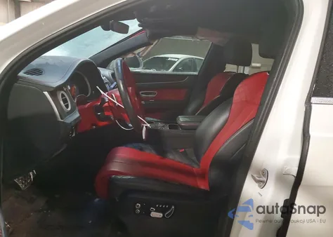 2018 Bentley Bentayga z USA, uszkodzony, nr VIN SJAAC4ZV5JC020618